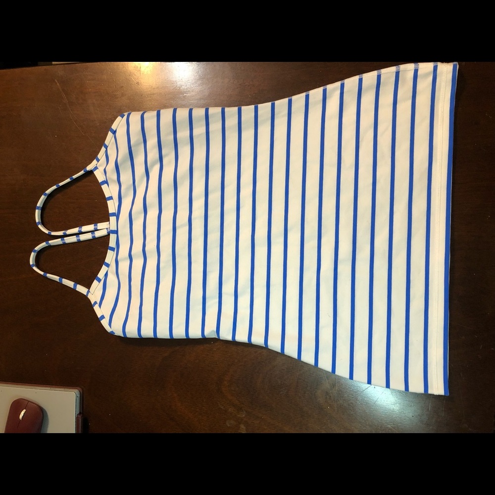 Lululemon Razorback tank - Picture 3 of 6